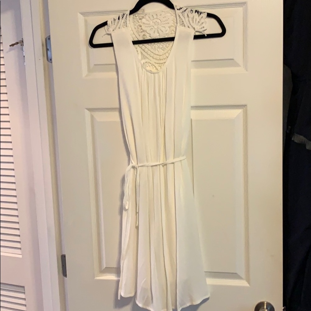 South moon under white summer dress; NWT